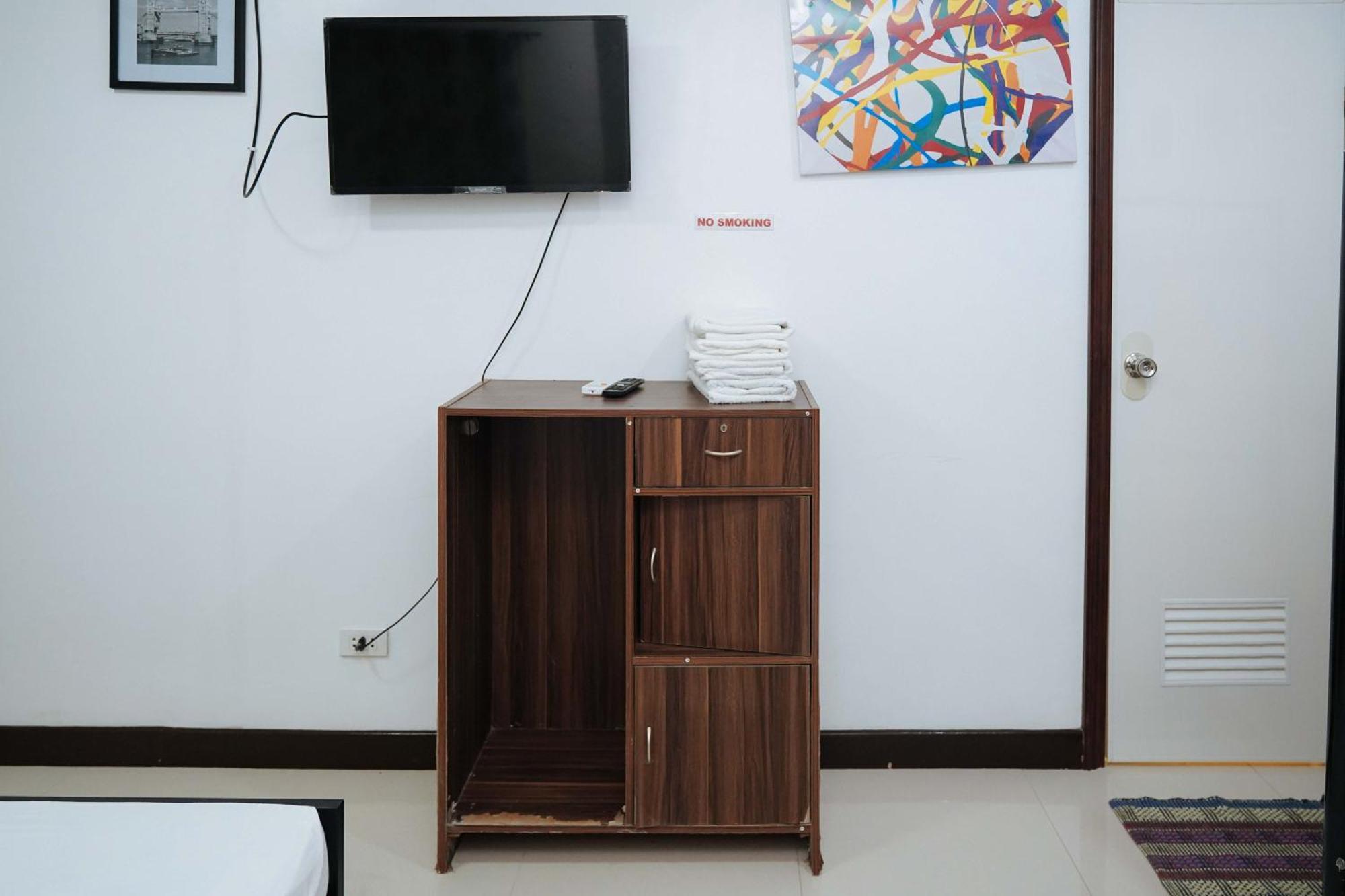 Reddoorz Plus At Billy'S Resort Oslob Buitenkant foto