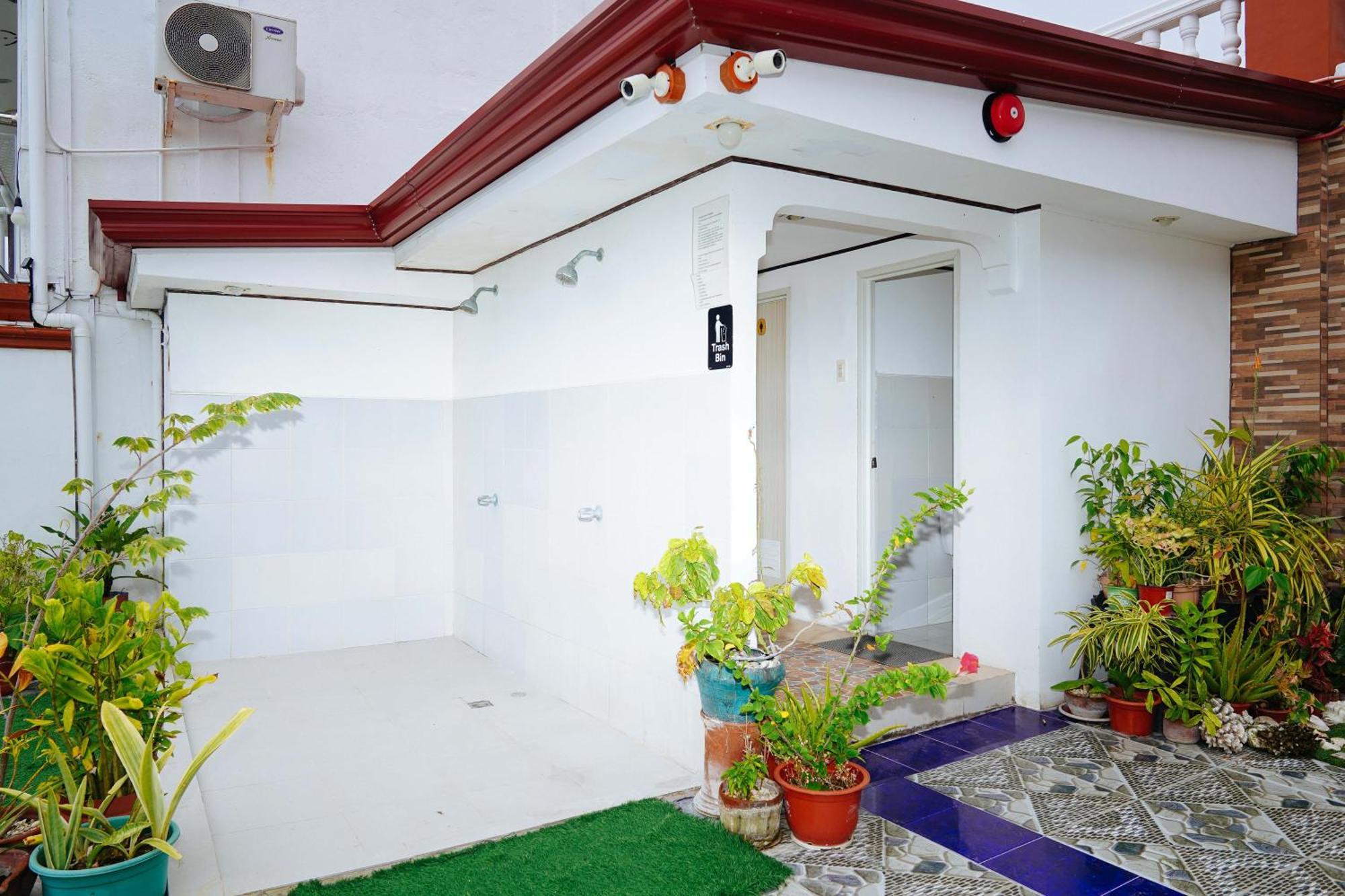 Reddoorz Plus At Billy'S Resort Oslob Buitenkant foto